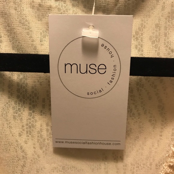 BRAND NEW with tags - Picture 4 of 5